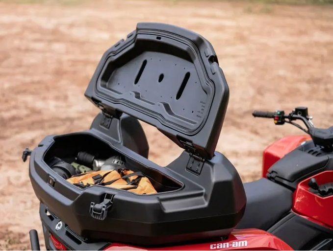 715005273-Can-Am-Box-1 715009471 Can-Am LinQ 145l Gepäckbox Outlander G3