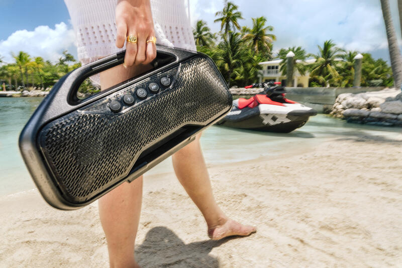 Aufnahme eines Strandes mit Jetbooten mit Zubehör für den Sea-Doo Spark / Trixx.